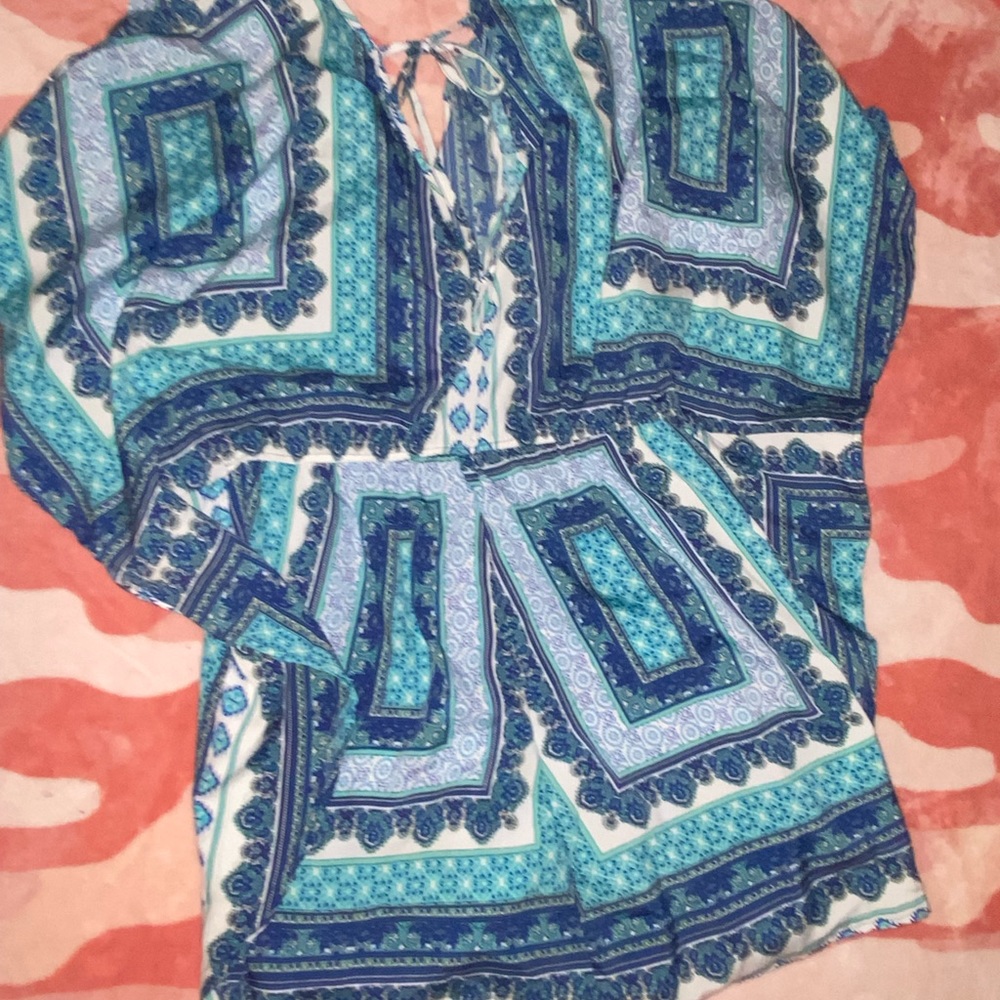 Rue21 Aztec blues romper NWT size small